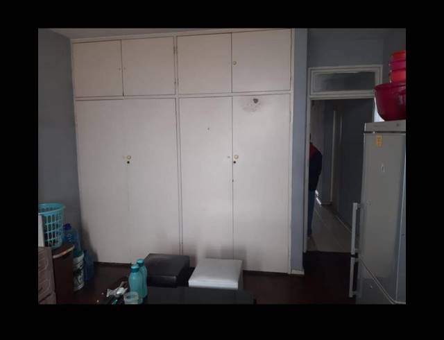 2 BEDROOM APARTMENT FOR SALE IN YEOVILLE